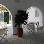 Roussos 4* Naousa