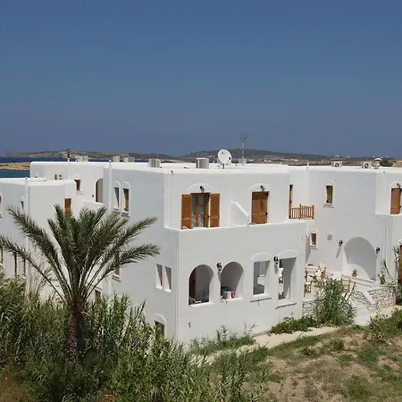 Roussos Guest house 4*