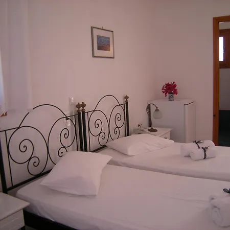 Roussos Maison d'hôtes