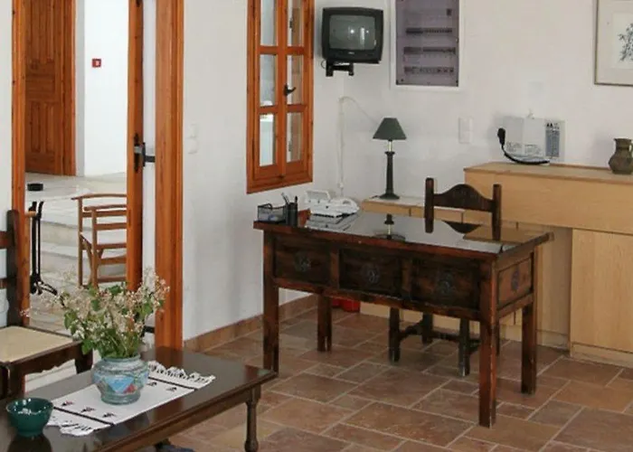 Roussos 4* Νάουσα